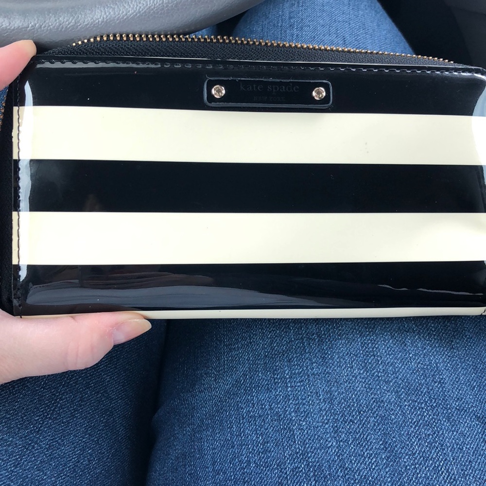 Kate Spade striped Neda wallet